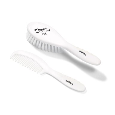 BabyOno plaukų šepetys minkštas šeriais + šukutės nuo 0+ mėn., baltas, 570/03 BabyOno plaukų šepetys minkštas šeriais + šukutės nuo 0+ mėn., baltas, 570/03