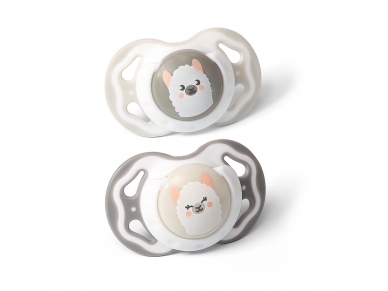 Symmetrical silicone soother 6-18m