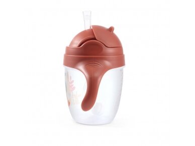 Sippy cup with weighted straw 2