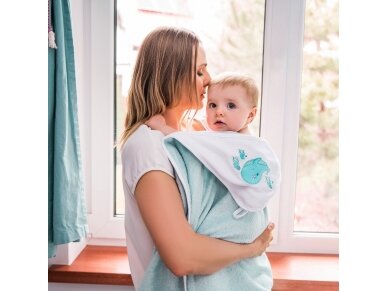 Bamboo hooded towel 85 x 85, blue, whale 3