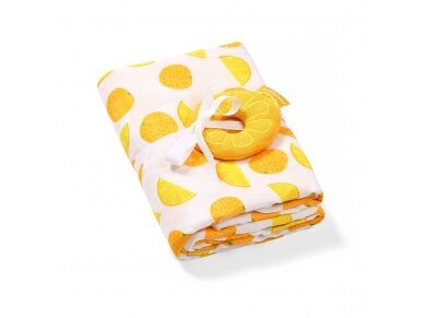 Bamboo muslin swaddle + rattle 536/03 Bamboo muslin swaddle + rattle 536/03