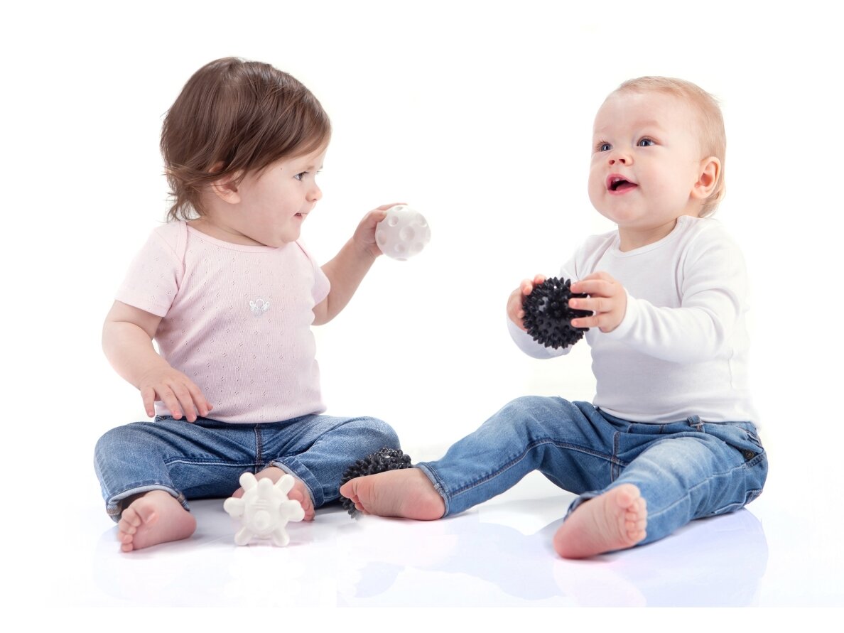 TUllo sensory balls Day&Night 4 pcs 805 2 TUllo sensory balls Day&Night 4 pcs 805 2