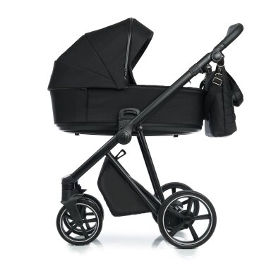 Roan vežimėlis 2/1 iVI True Black Roan vežimėlis 2/1 iVI True Black