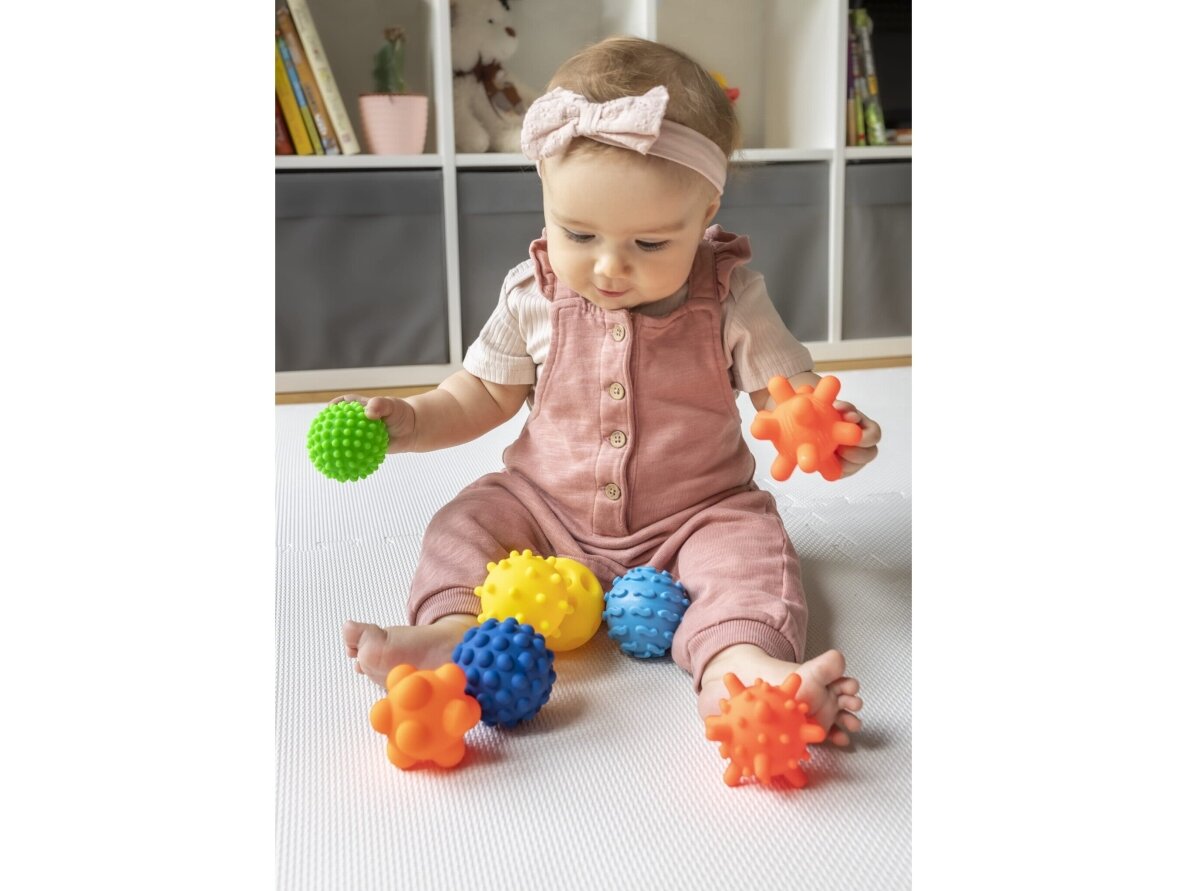 Sensory shapes 8 pcs hole free 802 5