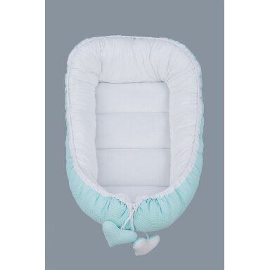 Tuttolina lizdelis naujagimiui Cocoon, Wafel, mėtinis-baltas Tuttolina lizdelis naujagimiui Cocoon, Wafel, mėtinis-baltas